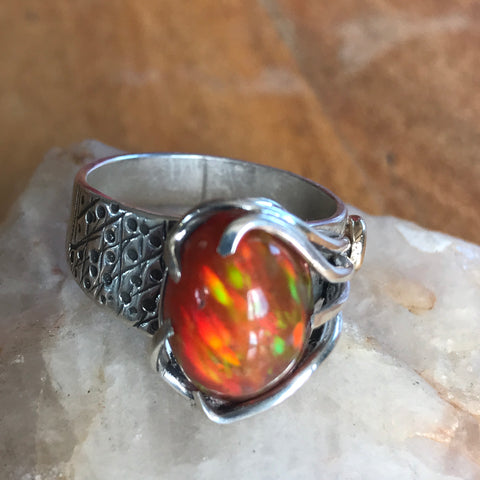 Brilliant Colored Mexicn Fire Opal Ring in Art Deco 925 Silver Setting, 14k Gold Accents
