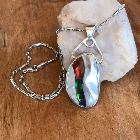 Sterling Silver Necklace with Brilliant Ammolite Inlayed in Freshwater Pearl Pendant – Artist Signed